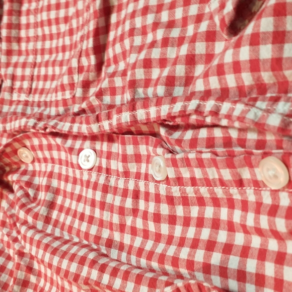 Cat and Jack long sleeve button down red and white checkered shirt. - Picture 4 of 9